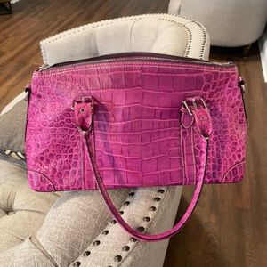 Dooney & Bourke beautiful pink purse